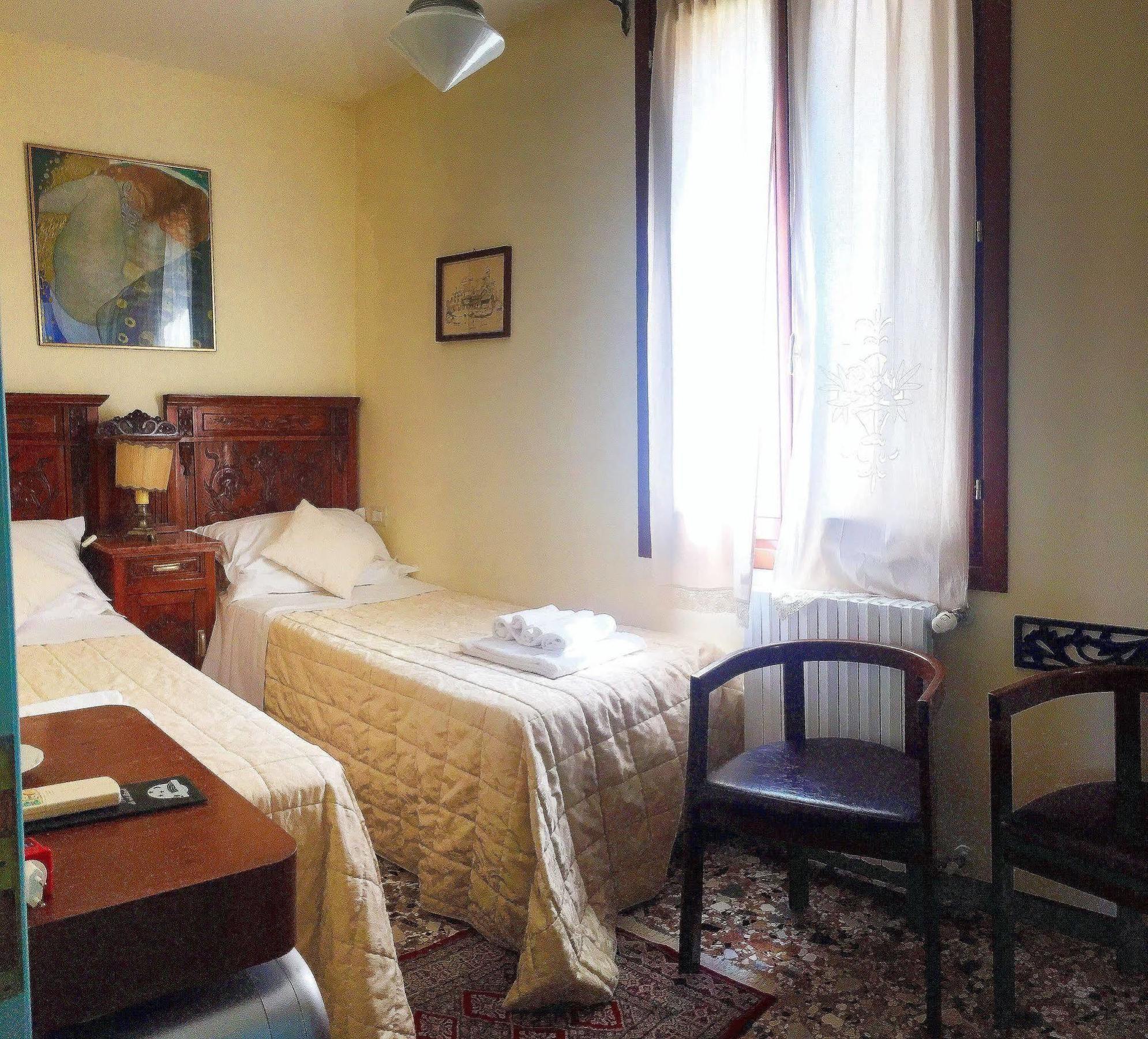 3749 Pontechiodo Bed & Breakfast Venezia Eksteriør bilde