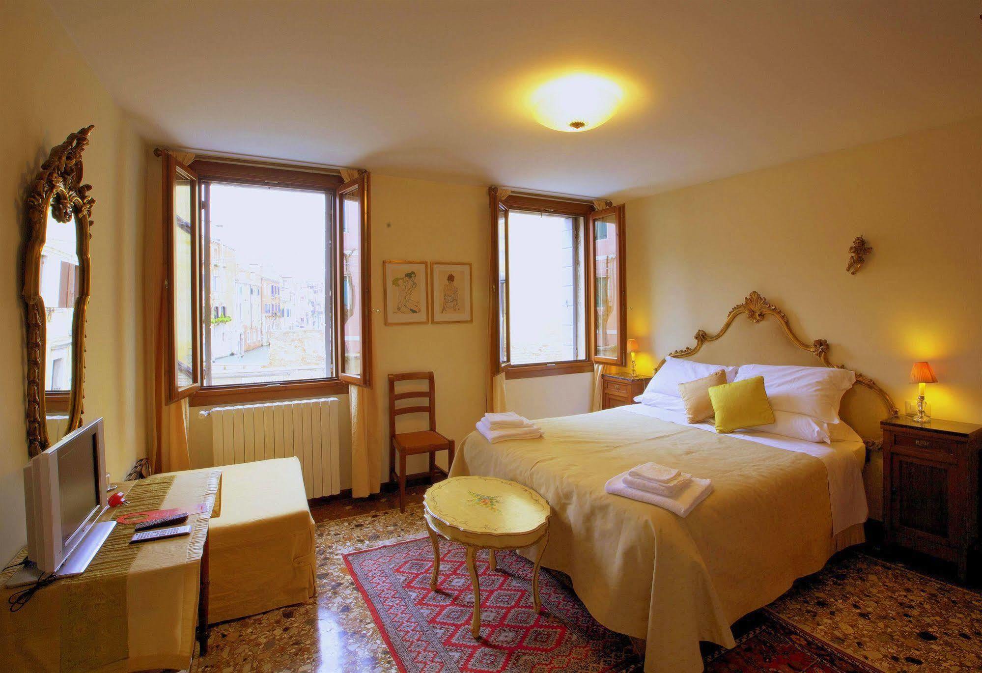 3749 Pontechiodo Bed & Breakfast Venezia Eksteriør bilde