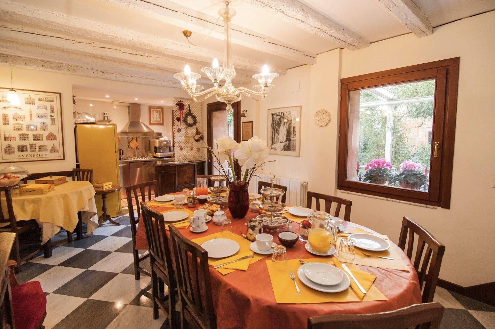 3749 Pontechiodo Bed & Breakfast Venezia Eksteriør bilde